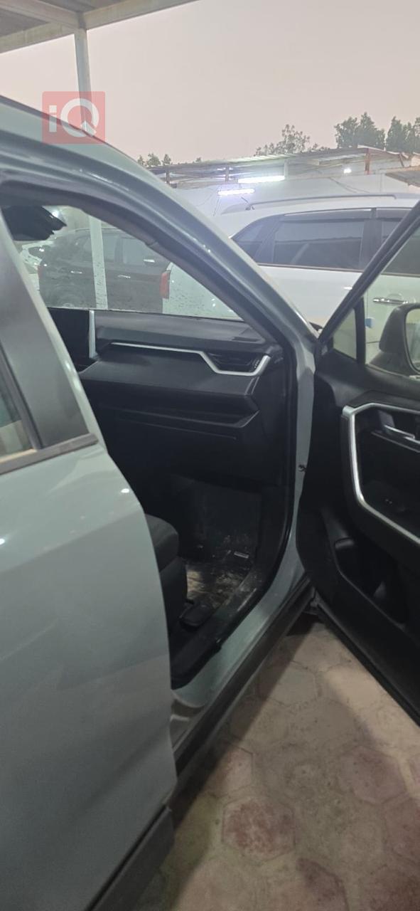 تويوتا راف 4